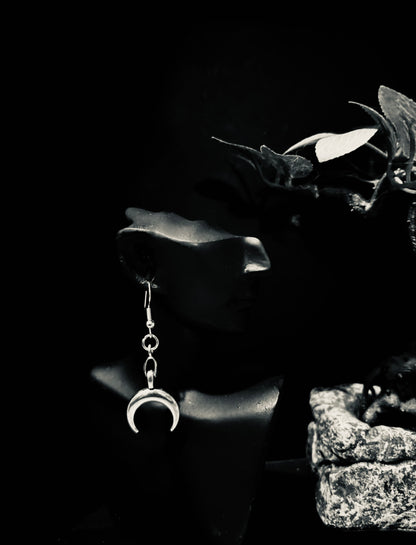 Earrings "Crescent Moon - Intuition & Renewal"